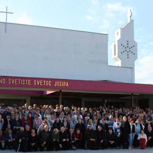 Tisuću hodočasnika u Nacionalnom svetištu sv. Josipa u Karlovcu